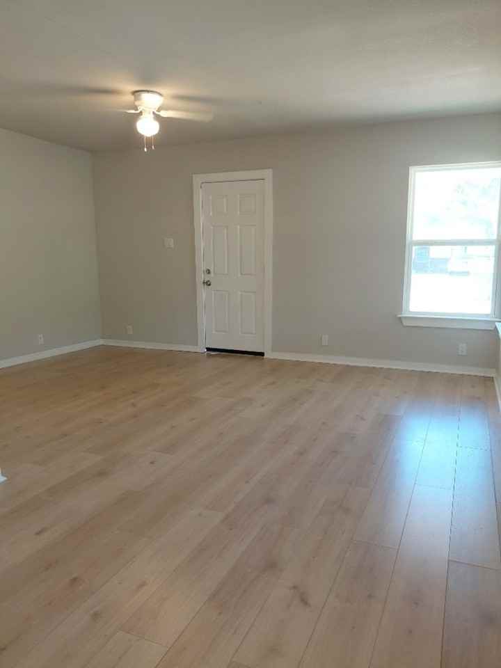 1001 Se 19th St - Photo 4 of 20