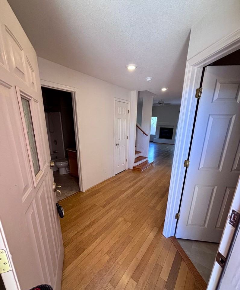 1436 Vista Montana Rd - Photo 3 of 30