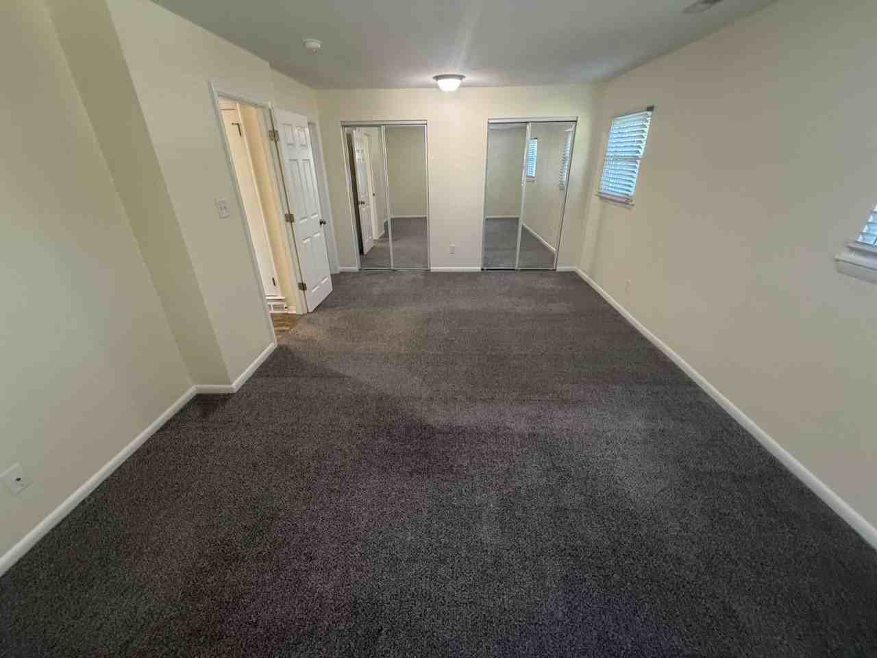 3061 Ole Towne Ln - Photo 6 of 17