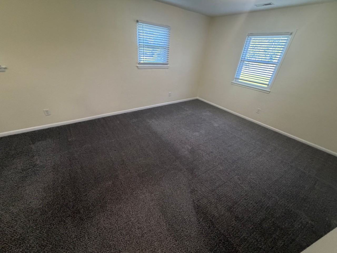 3061 Ole Towne Ln - Photo 7 of 17