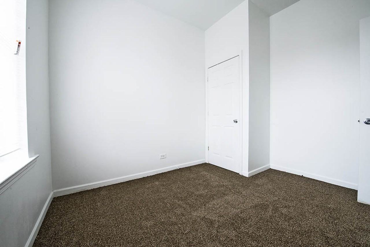 5600 S Wolcott - Photo 5 of 17