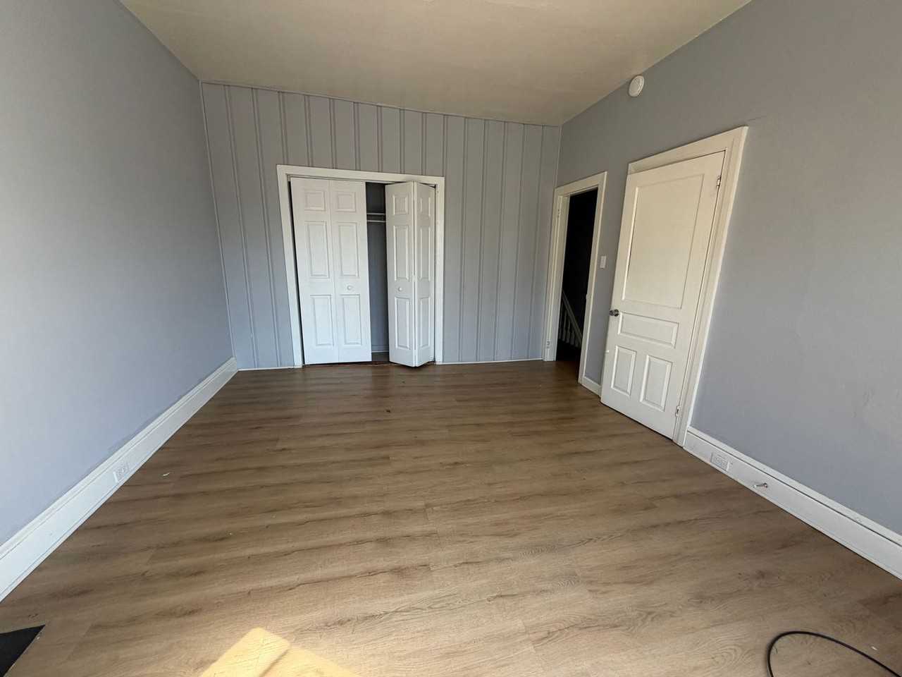 831 E Prospect St - Photo 6 of 10