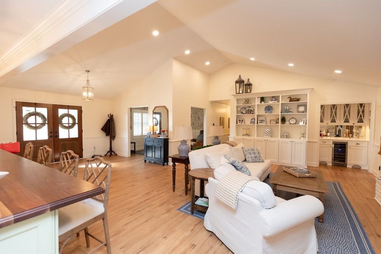 508 W Harry St - Photo 5 of 31