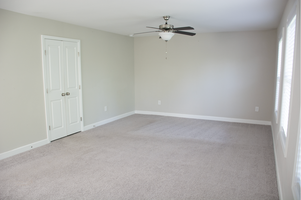 1231 Herty Dr - Photo 4 of 13