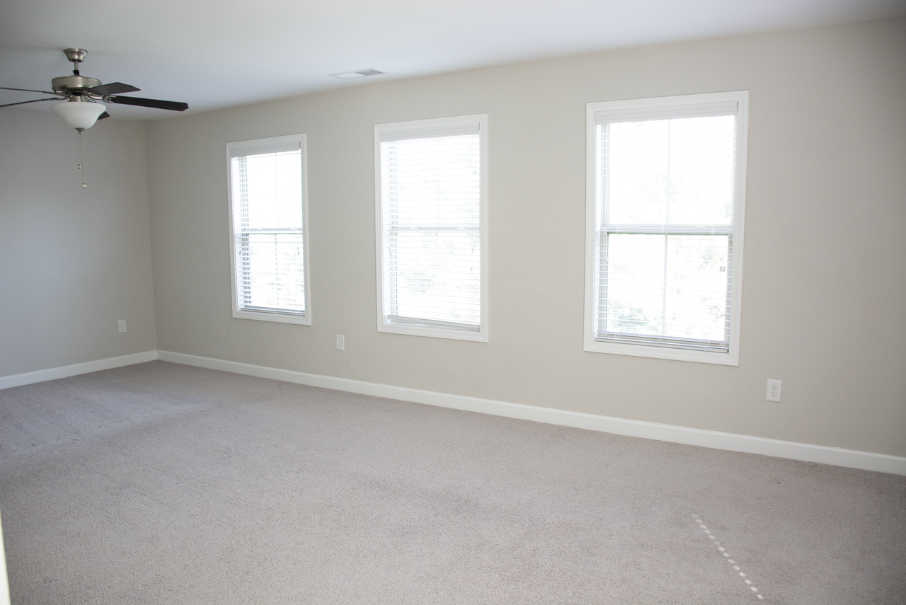 1231 Herty Dr - Photo 5 of 13