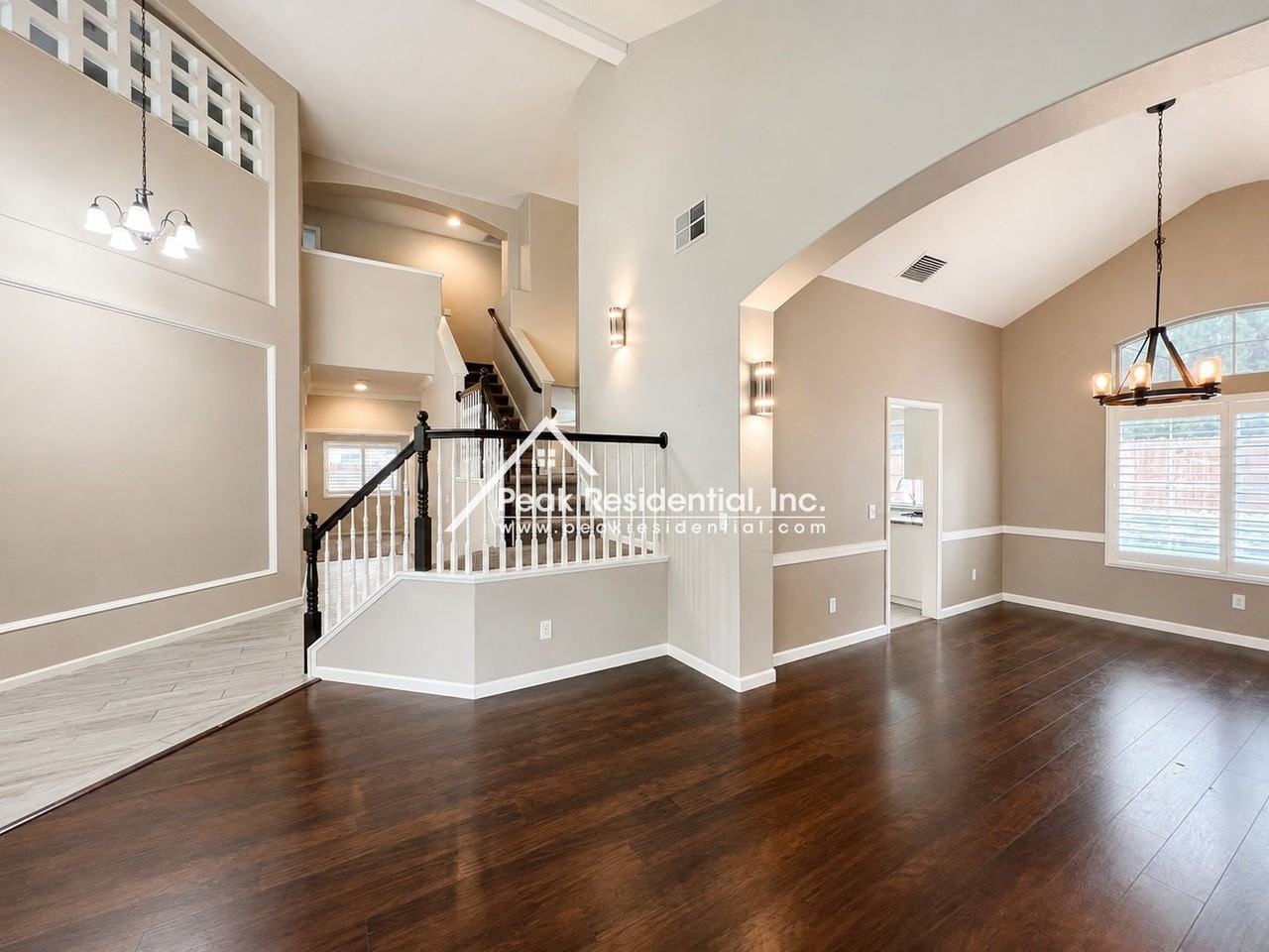437 Anacapa Dr - Photo 2 of 36