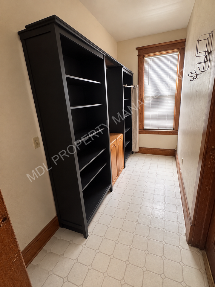 1609 18th St - Photo 6 of 17