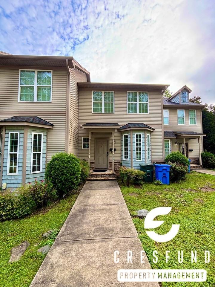 429 Georgetown Cir - Photo 2 of 30