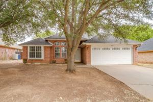 featured image of 1512 Clover Ln