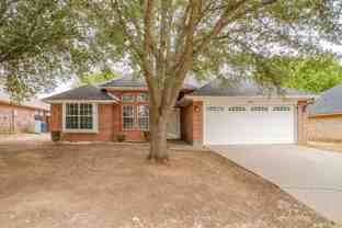 1512 Clover Ln - Photo 1 of 1