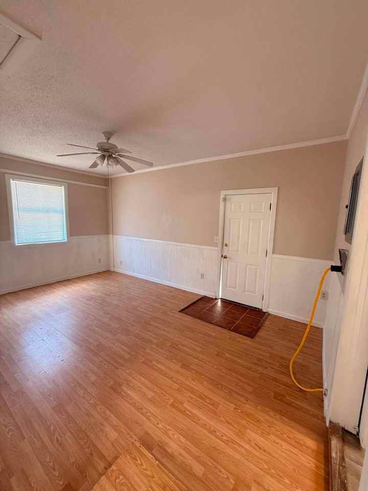 104 Yellowleaf Dr - Photo 6 of 12