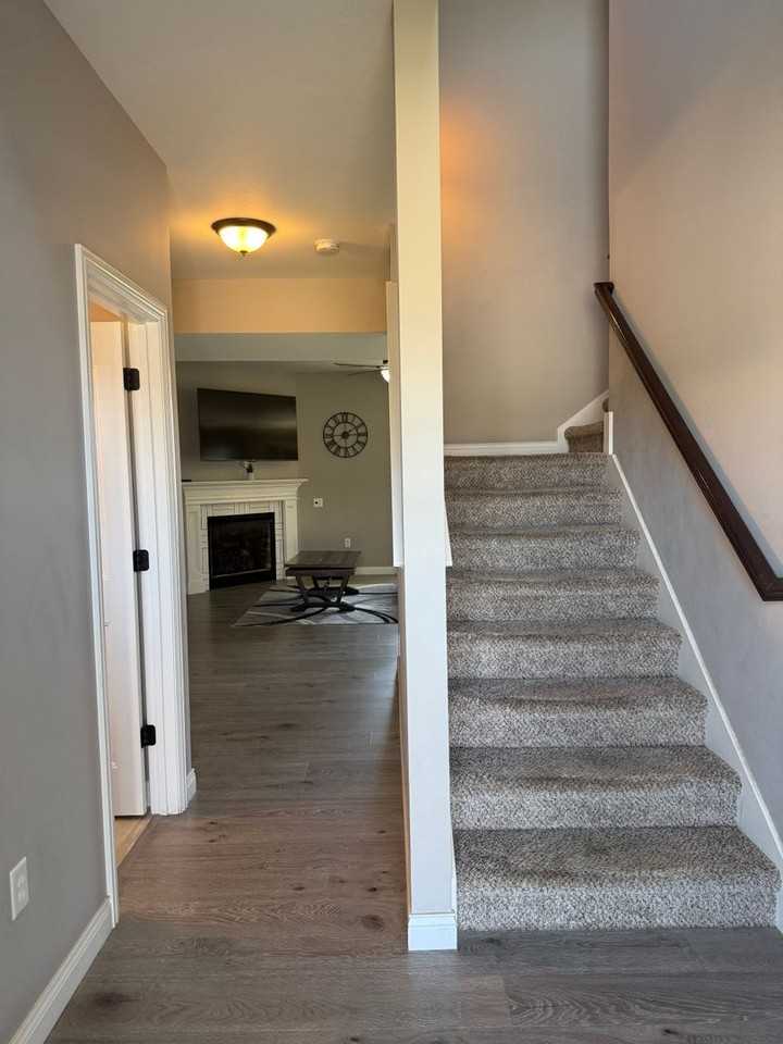 3702 Delwood Dr - Photo 2 of 39