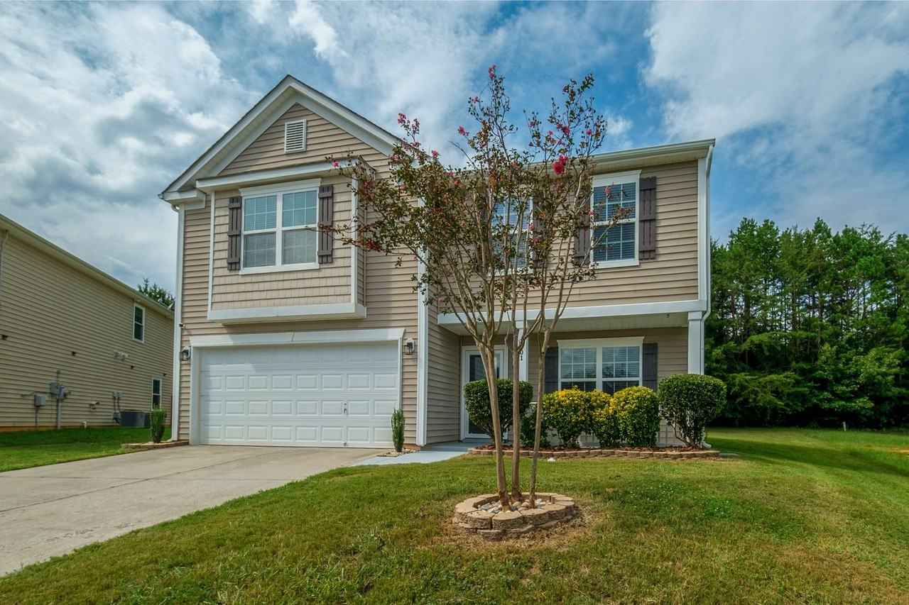 1301 Waldridge Ct - Photo 2 of 39