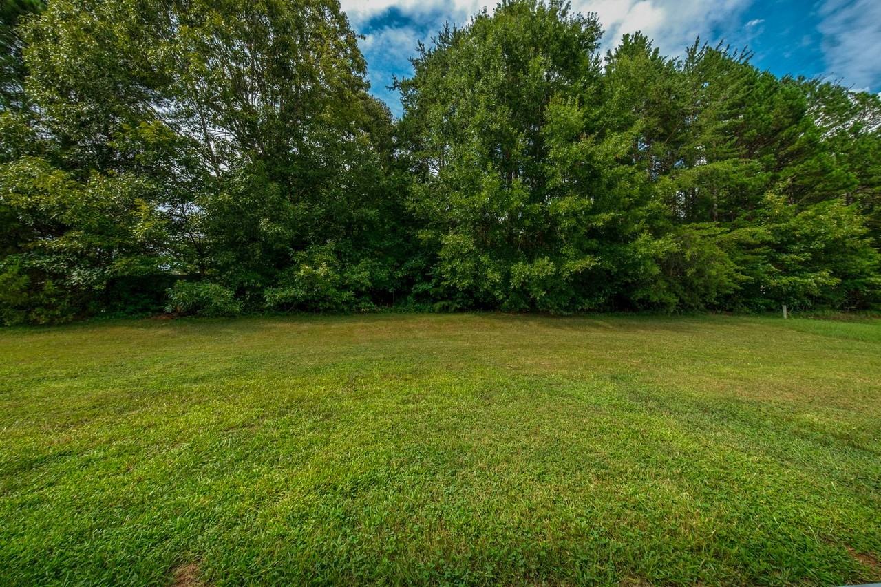 1301 Waldridge Ct - Photo 3 of 39