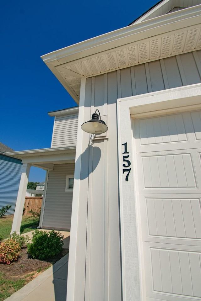 157 Easy St - Photo 2 of 36