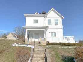 606 West 4th Street - Photo 1 of 1