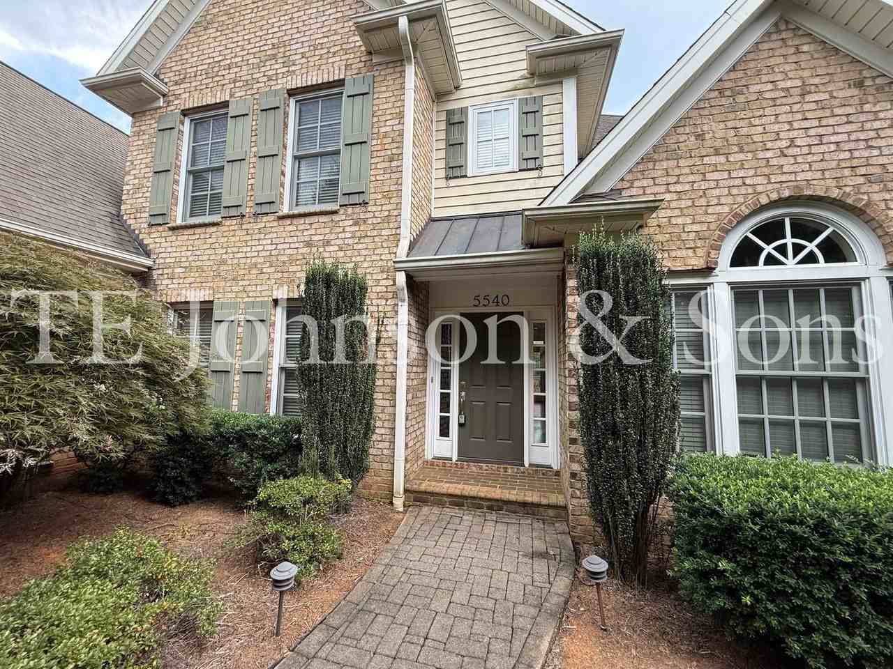 5540 Brookberry Farm Rd - Photo 3 of 50