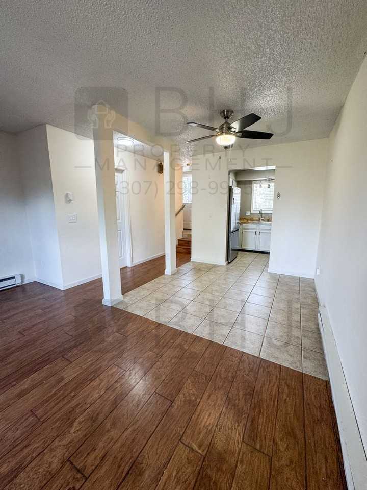 1961 Edwards Dr #A - Photo 5 of 33