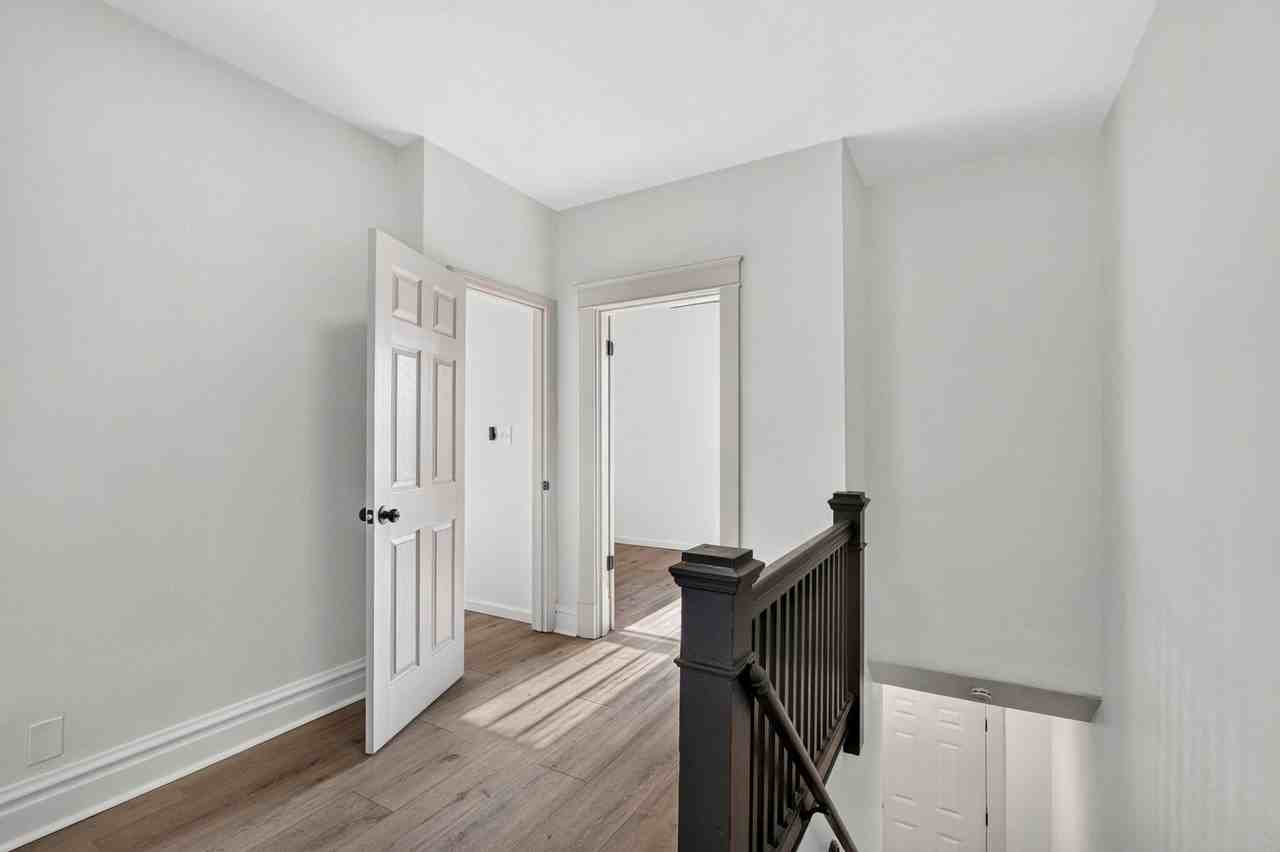 4126 S Grand Blvd - Photo 3 of 29