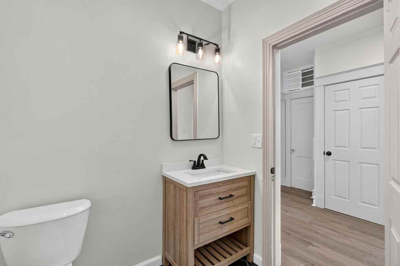 4126 S Grand Blvd - Photo 5 of 29