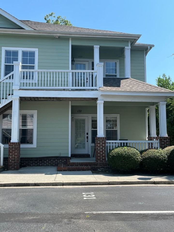 2320 Wrightsville Ave - Photo 2 of 38