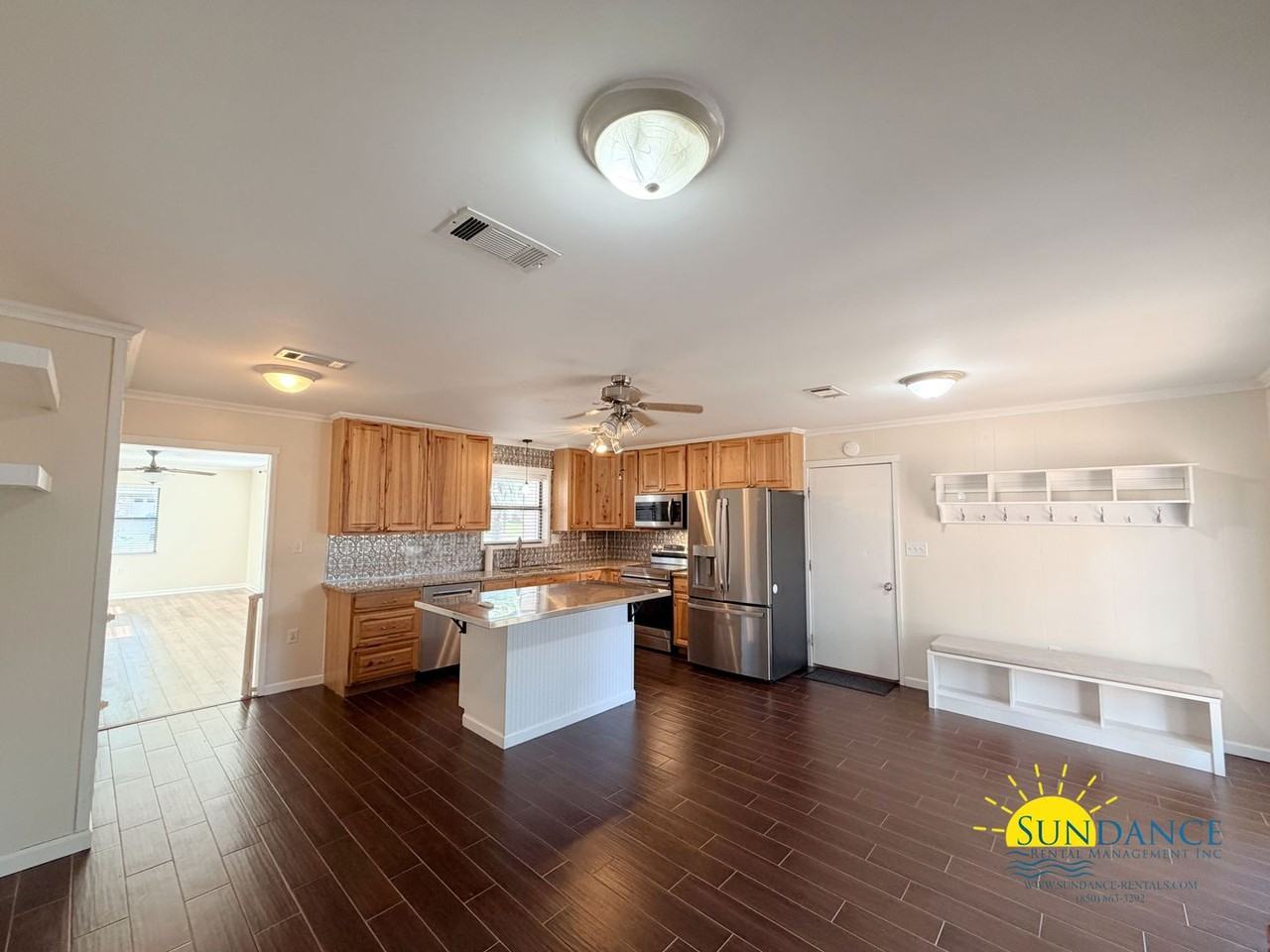 723 Clark Dr Nw - Photo 2 of 29