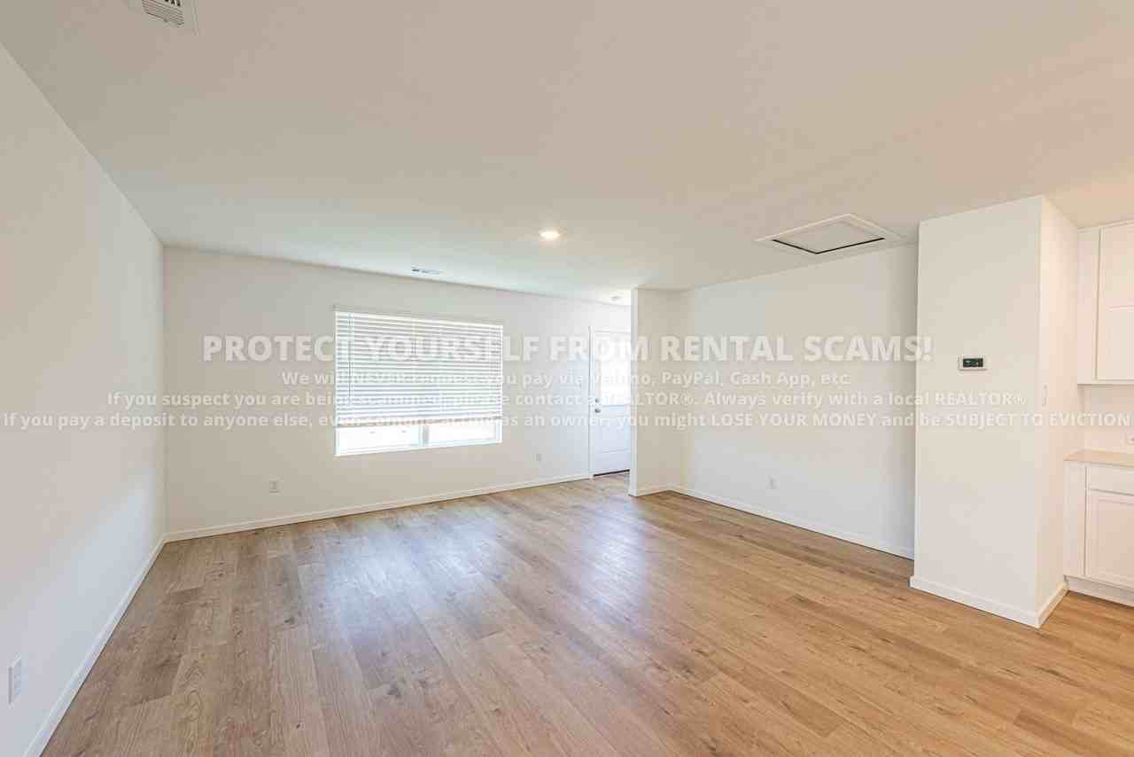 611 611 Marsol Street - Photo 5 of 22