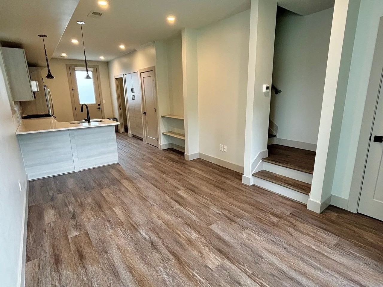405 Harrison St - Photo 2 of 29