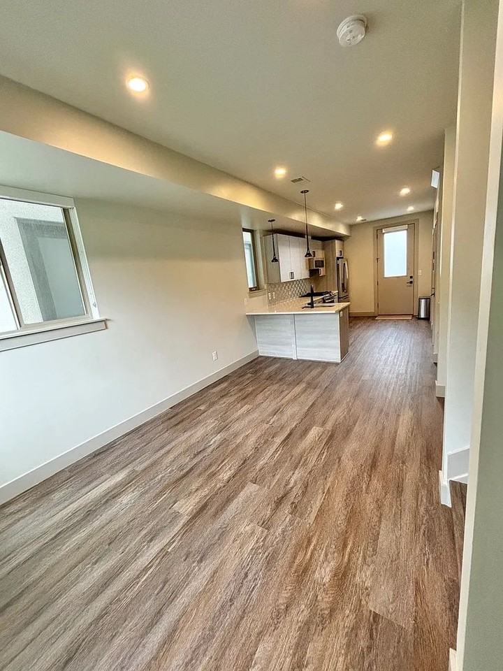 405 Harrison St - Photo 3 of 29