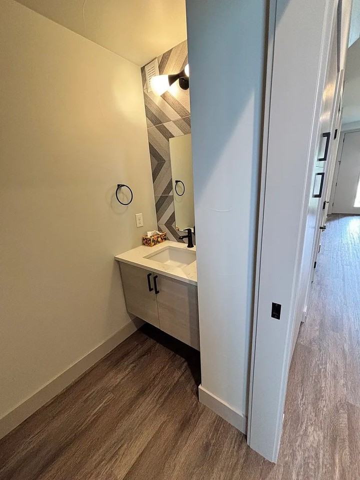 405 Harrison St - Photo 6 of 29