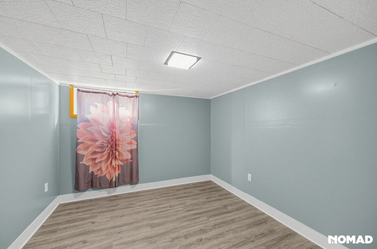 14733 14733 Ln Salle St - Photo 5 of 17