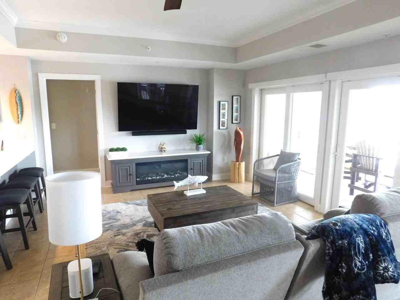 9 Shelter Cove Ln - Photo 5 of 20