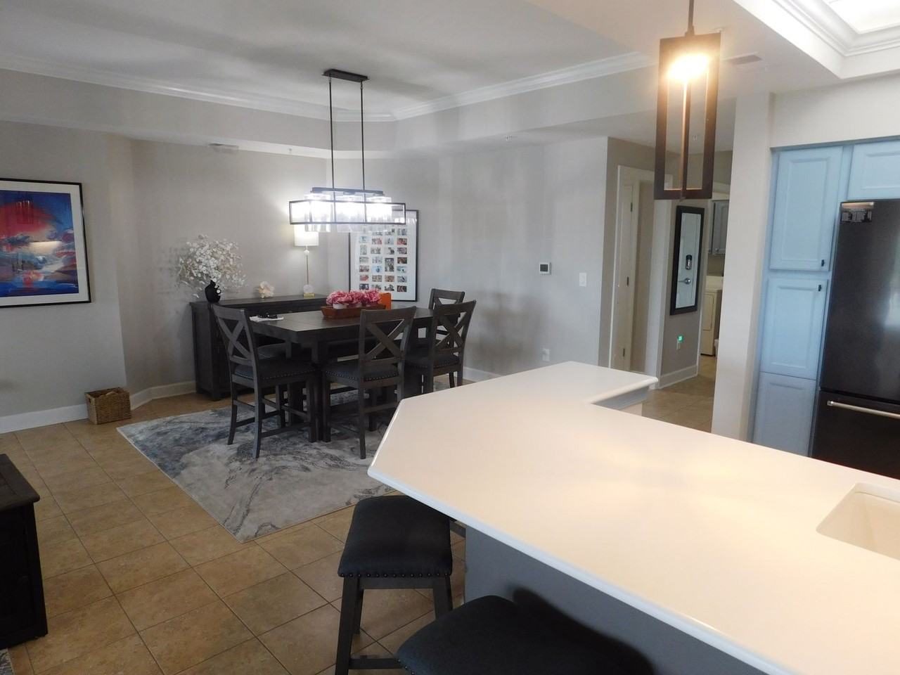 9 Shelter Cove Ln - Photo 6 of 20
