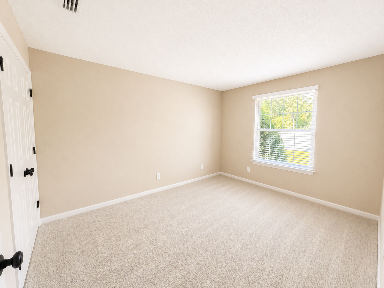 5020 Thoroughbred Ln #G - Photo 7 of 14
