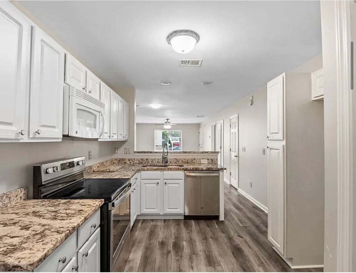 108 Harvest Glen Ln - Photo 6 of 15
