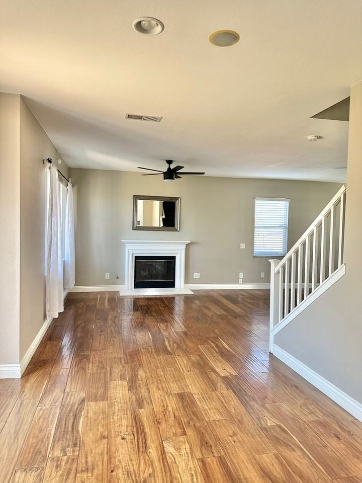 1508 Robles Dr - Photo 4 of 22