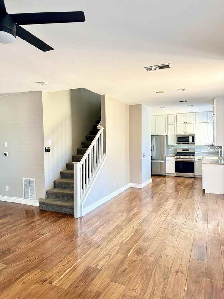 1508 Robles Dr - Photo 5 of 22