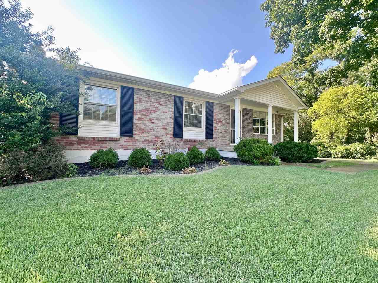 6423 Futura Dr - Photo 4 of 46