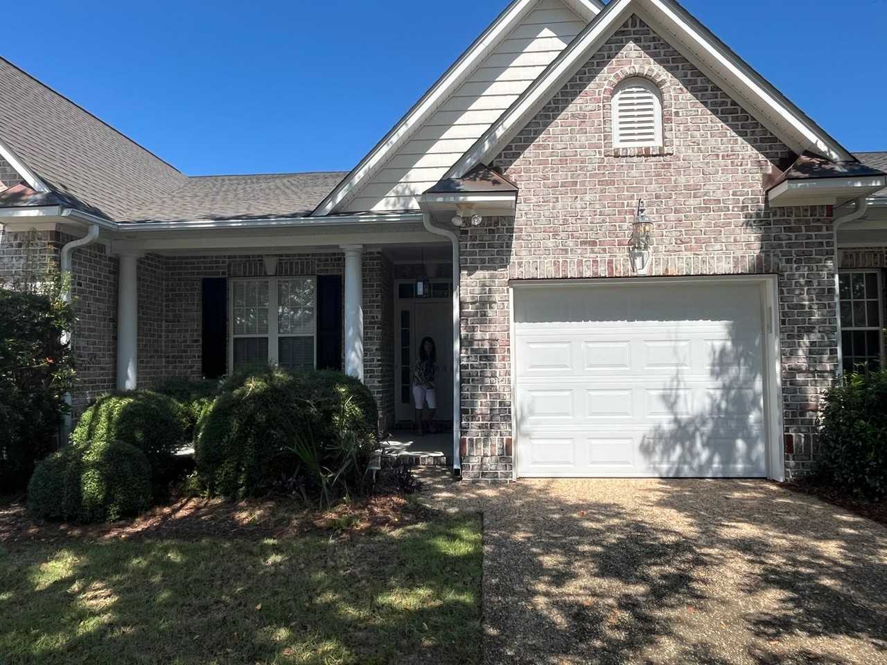1005 E Shearwater Ln - Photo 3 of 29