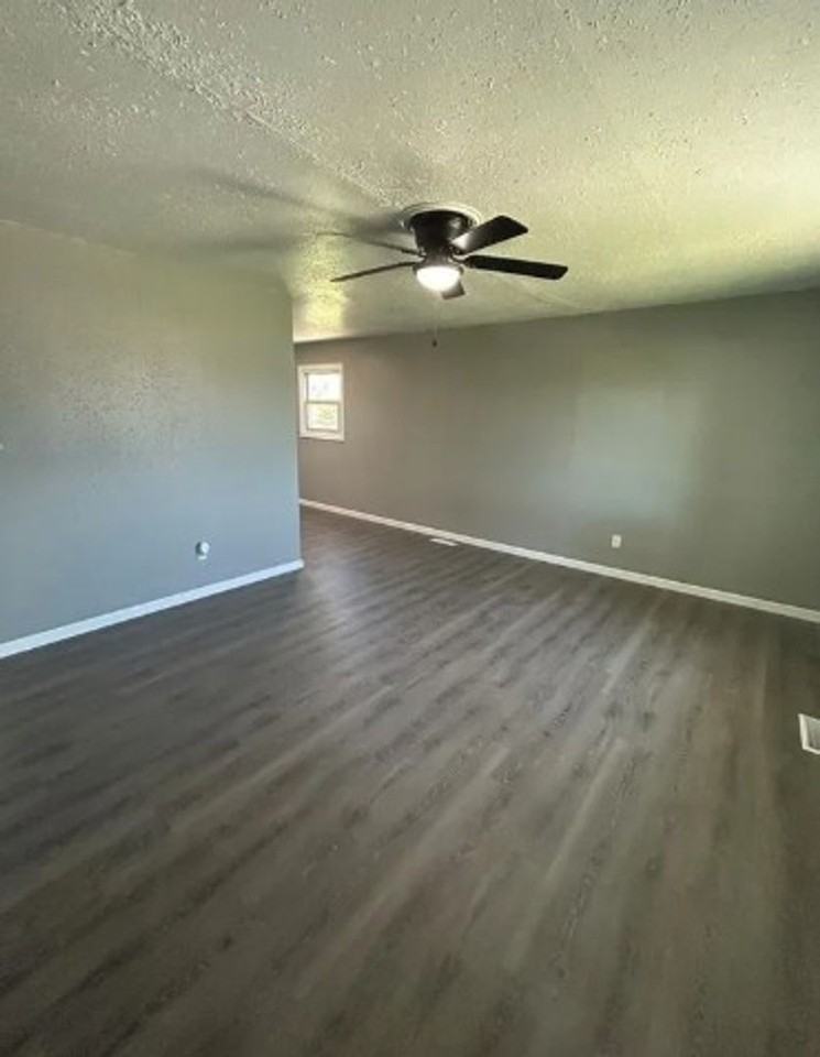 1700 Theodore Ln - Photo 2 of 9