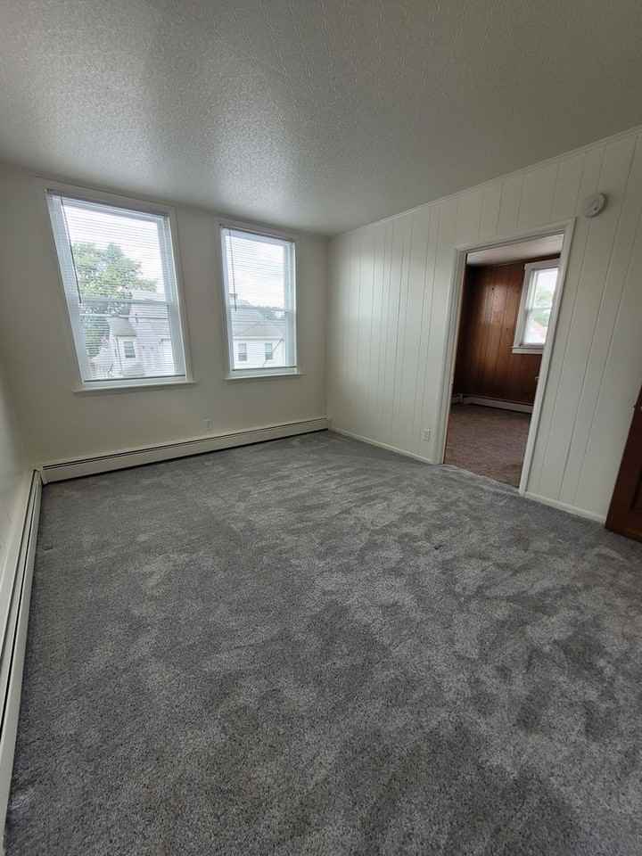 40 S Charlotte St - Photo 6 of 12