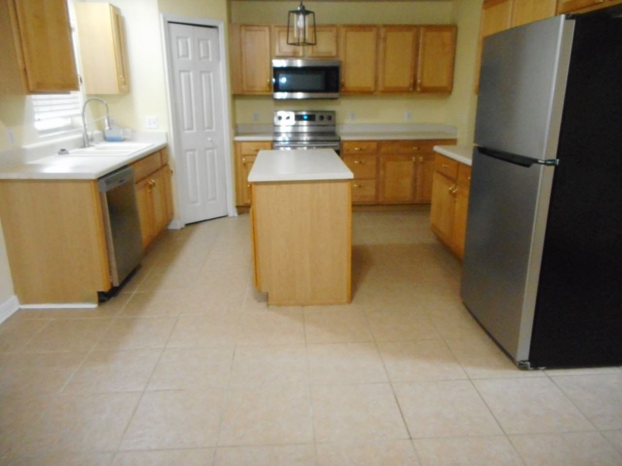 7995 Se 62nd Loop - Photo 7 of 15