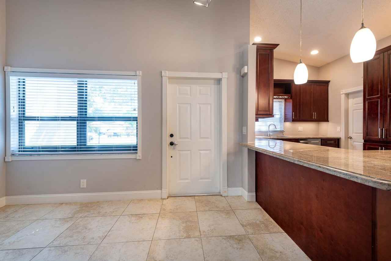 325 Nw 65th Ter - Photo 5 of 28
