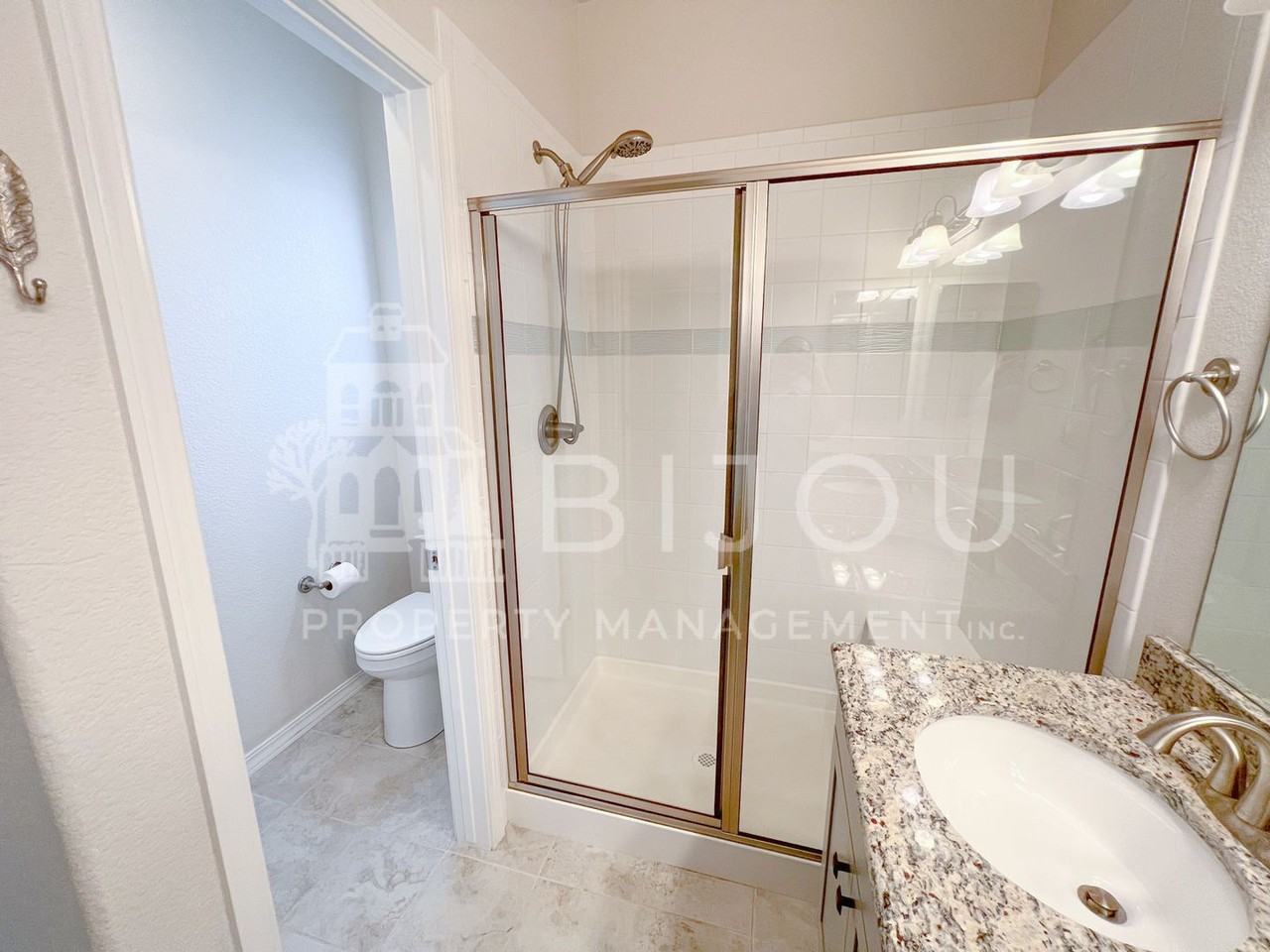 1167 Solitaire St - Photo 4 of 25