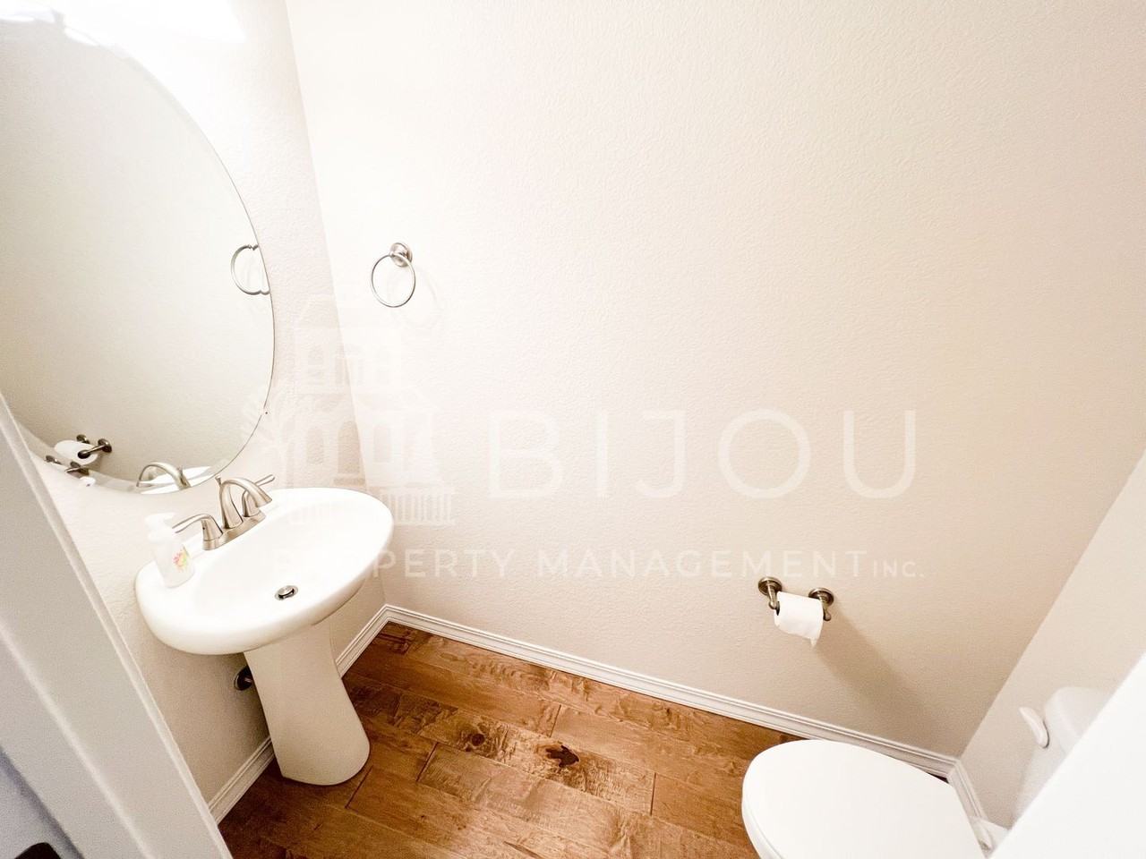 1167 Solitaire St - Photo 6 of 25