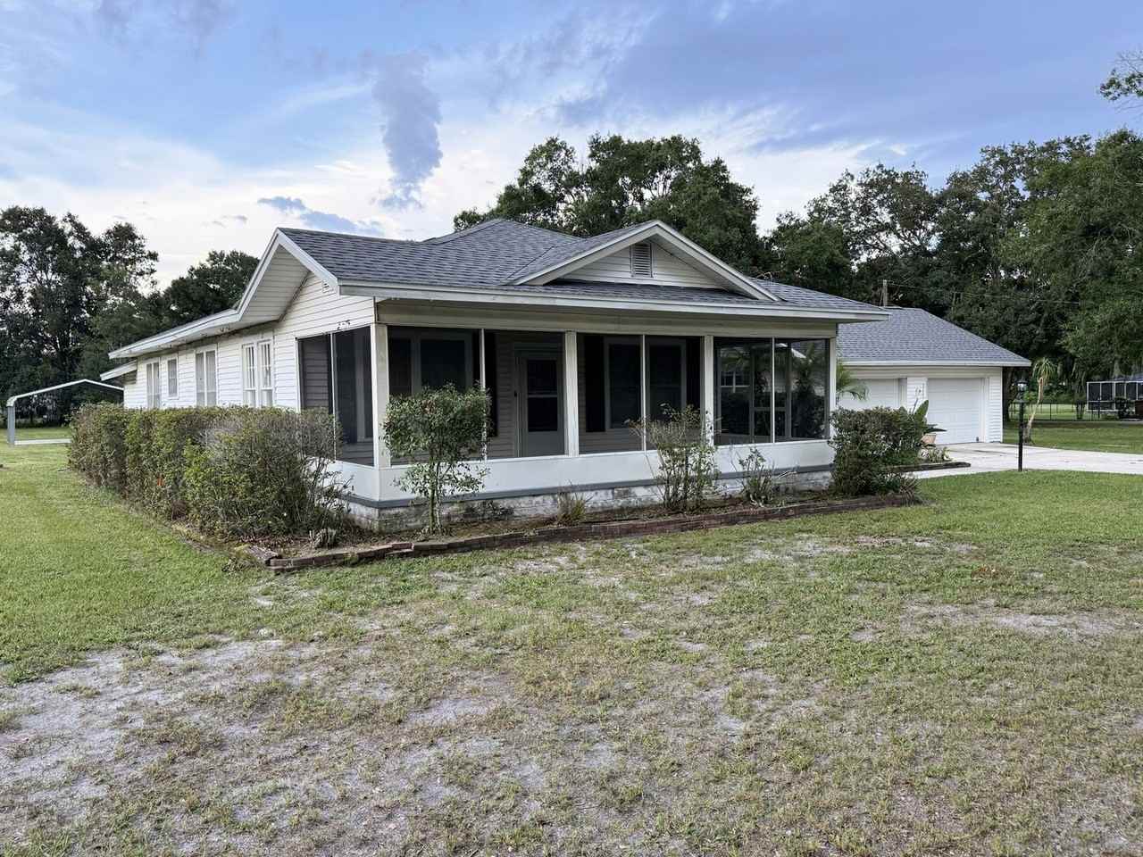 5733 Sawyer Rd - Photo 2 of 20