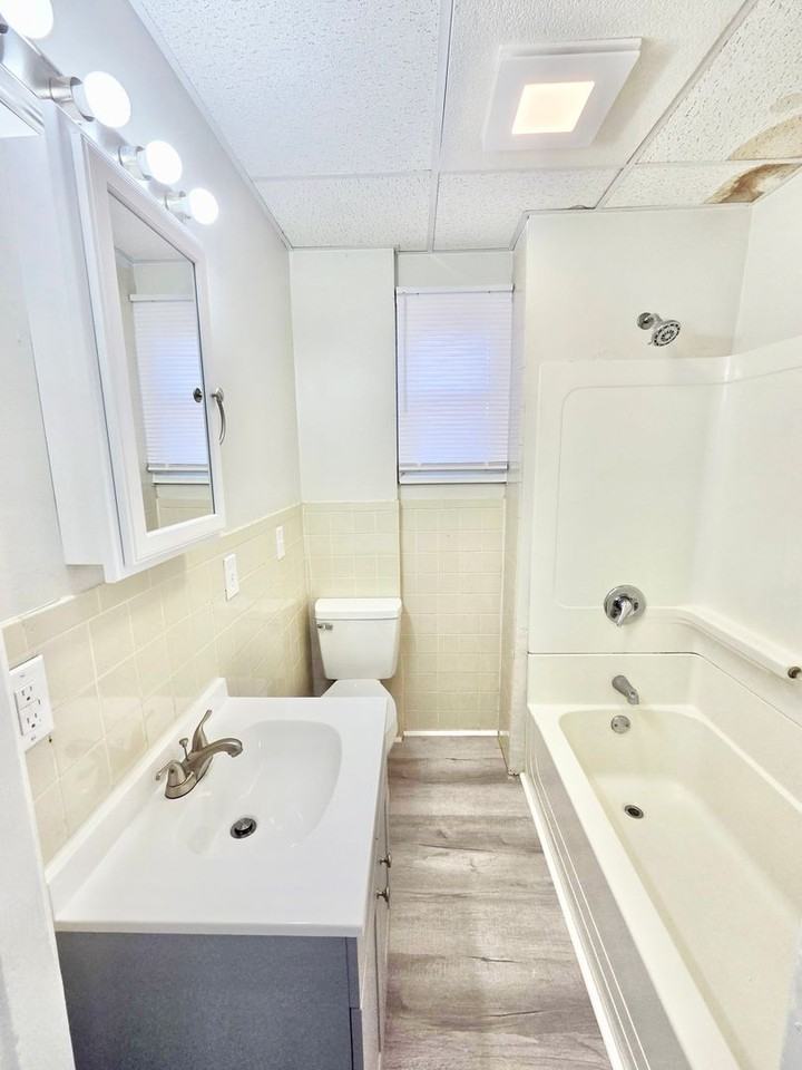 53 Sisson St - Photo 5 of 22