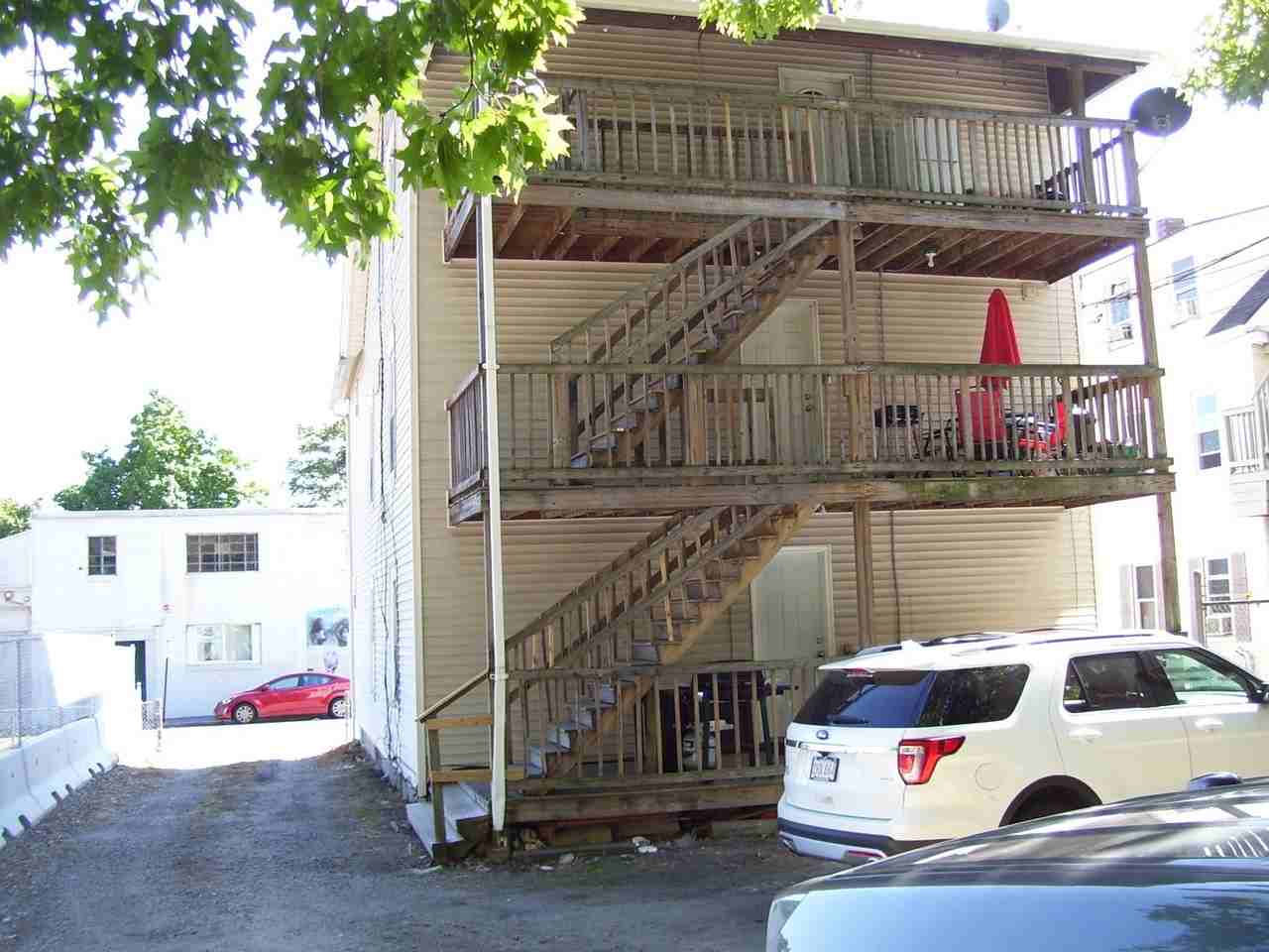 34 Canterbury St - Photo 2 of 8