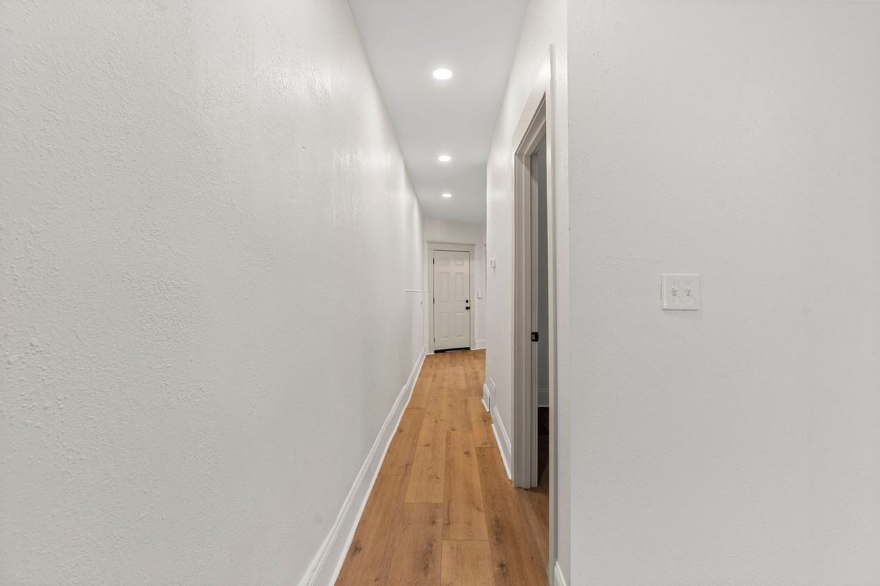 3728 Hydraulic Ave - Photo 2 of 24