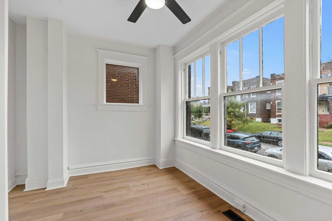 3728 Hydraulic Ave - Photo 7 of 24
